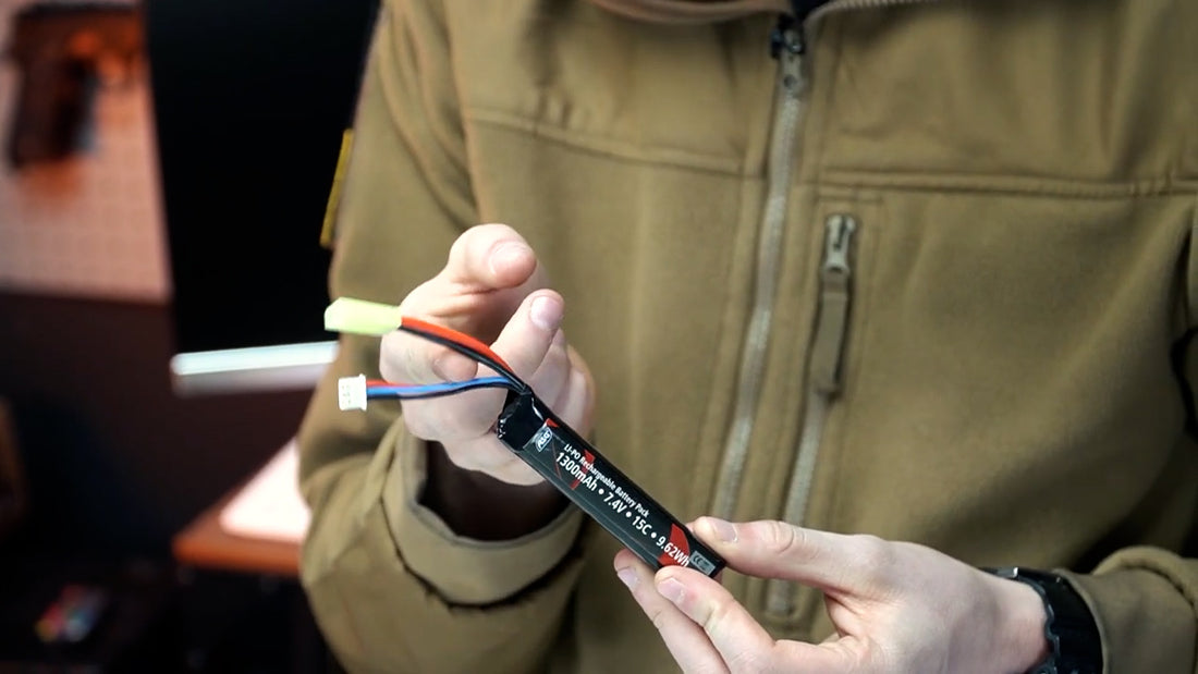 r c lipo batteries different from airsoft 7.4V vs 11.1V for Which is Best Airsoft Battery Types: NiMH vs